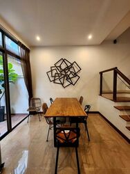 Holland Link (D10), Terrace #451619351